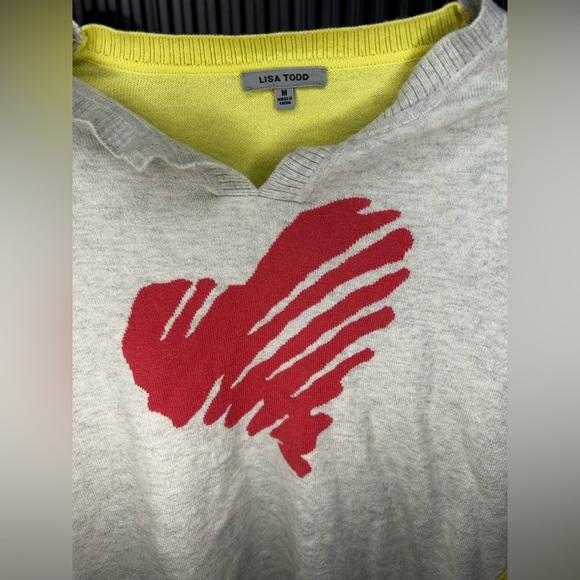 Women’s Lisa Todd Yellow Cream Long Sleeve Heart Sweater Designer Size Medium - Picture 3 of 4